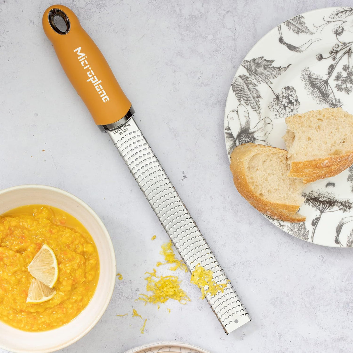 Microplane Premium Classic Zester & Grater Mustard Jaune