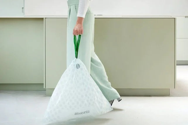 Brabantia PerfectFit Sacs, code J, 23 litres, pack de distributeur, 40 sacs - blanc