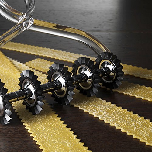 Marcato Pastabike Dough Cutter with a zigzag cut Transparent