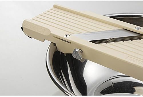 Benriner Mandoline Super Slicer, with 4 Japanese Stainless Steel Blades