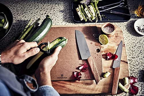 Victorinox Küchenschäler mit Wellenschliff – Tomaten- und Kiwischäler – Pink